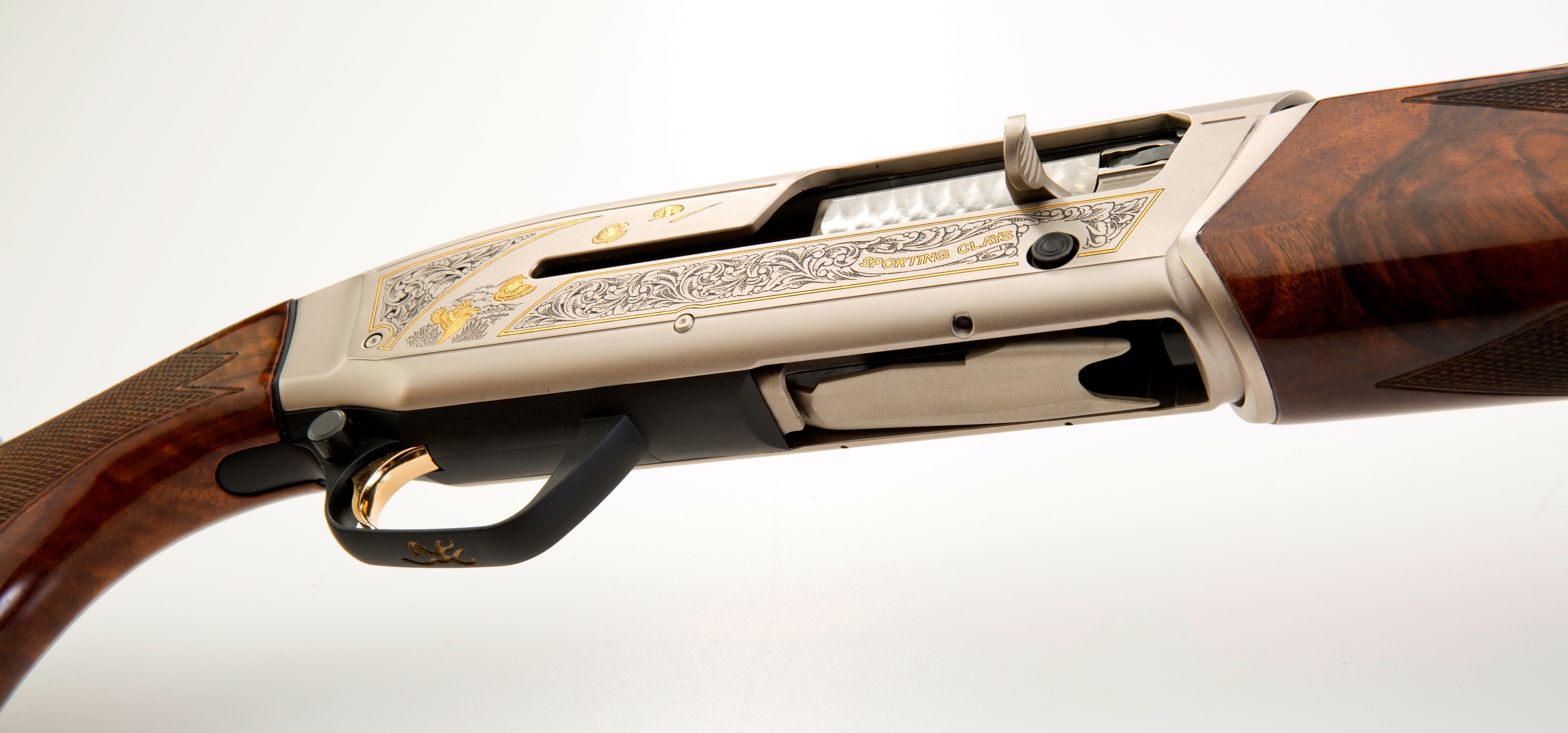 Maxus Sporting Golden ...