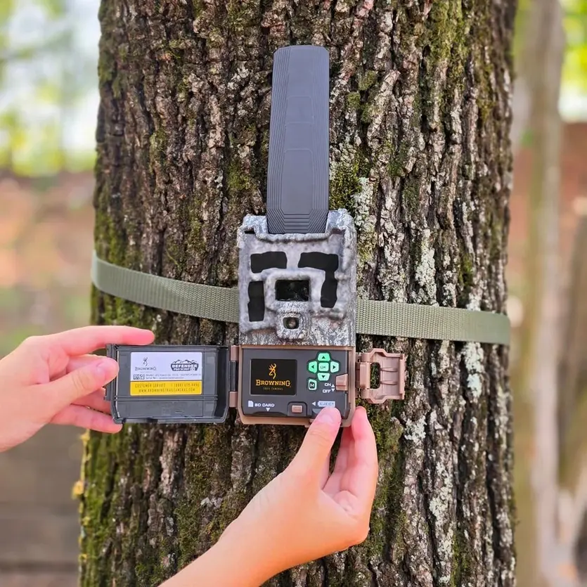 Defender Pro Scout Max HD DV Cellular Trail Camera
