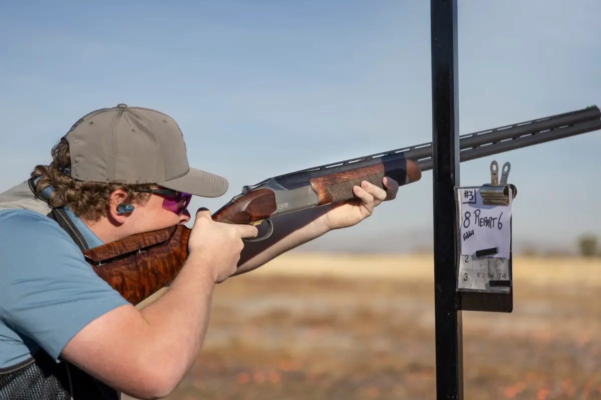 Citori 825 Sporting with Adjustable Comb