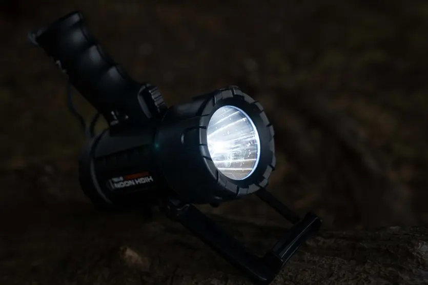 High Noon USB Rechargeable Spotlight