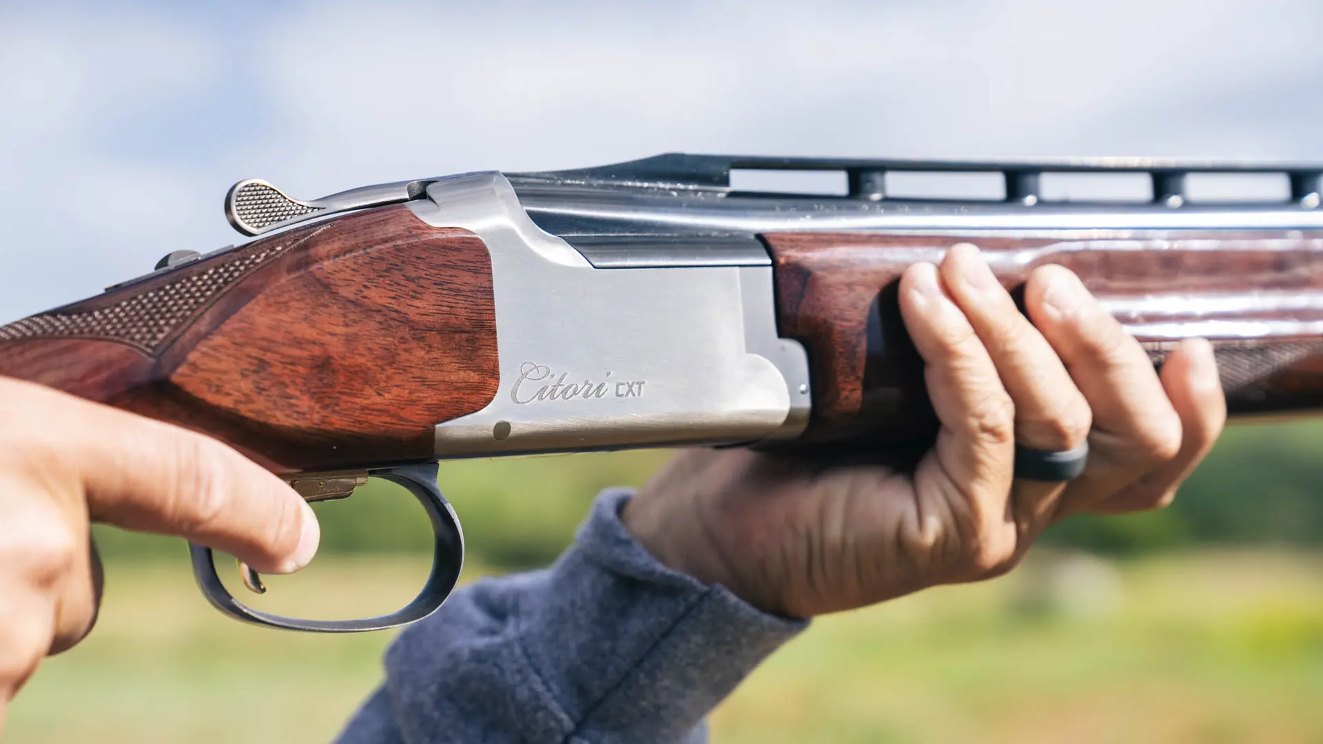 Citori CXT White Receiver Details
