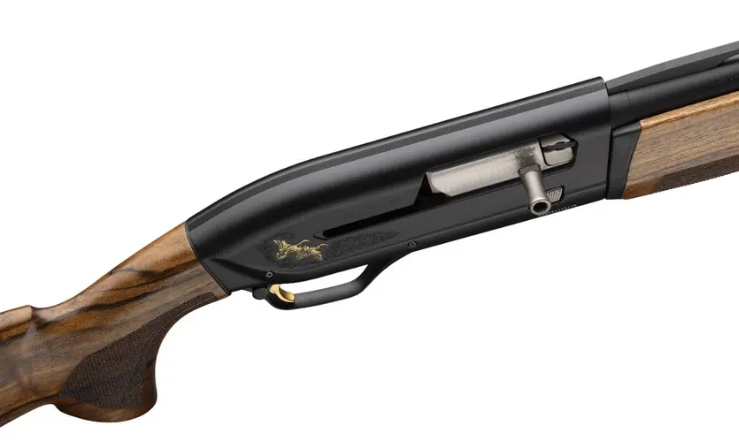 Maxus II Black Gold