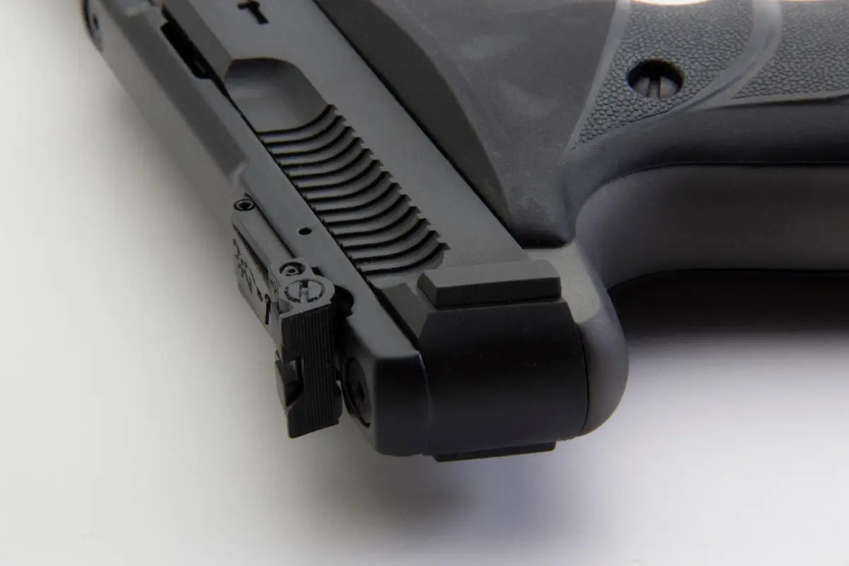 Buck Mark Lite Gray URX 5 1/2" Barrel - California Compliant