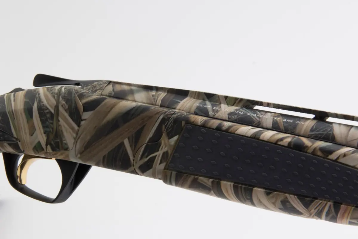   Cynergy Mossy Oak Shadow Grass Blades