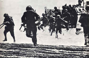 US Marines go ashore on Guadalcanal on August 7, 1942