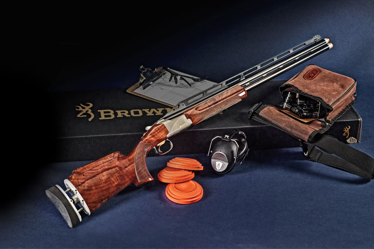 Guns & Ammo Reviews the Browning Citori 725 Trap Max