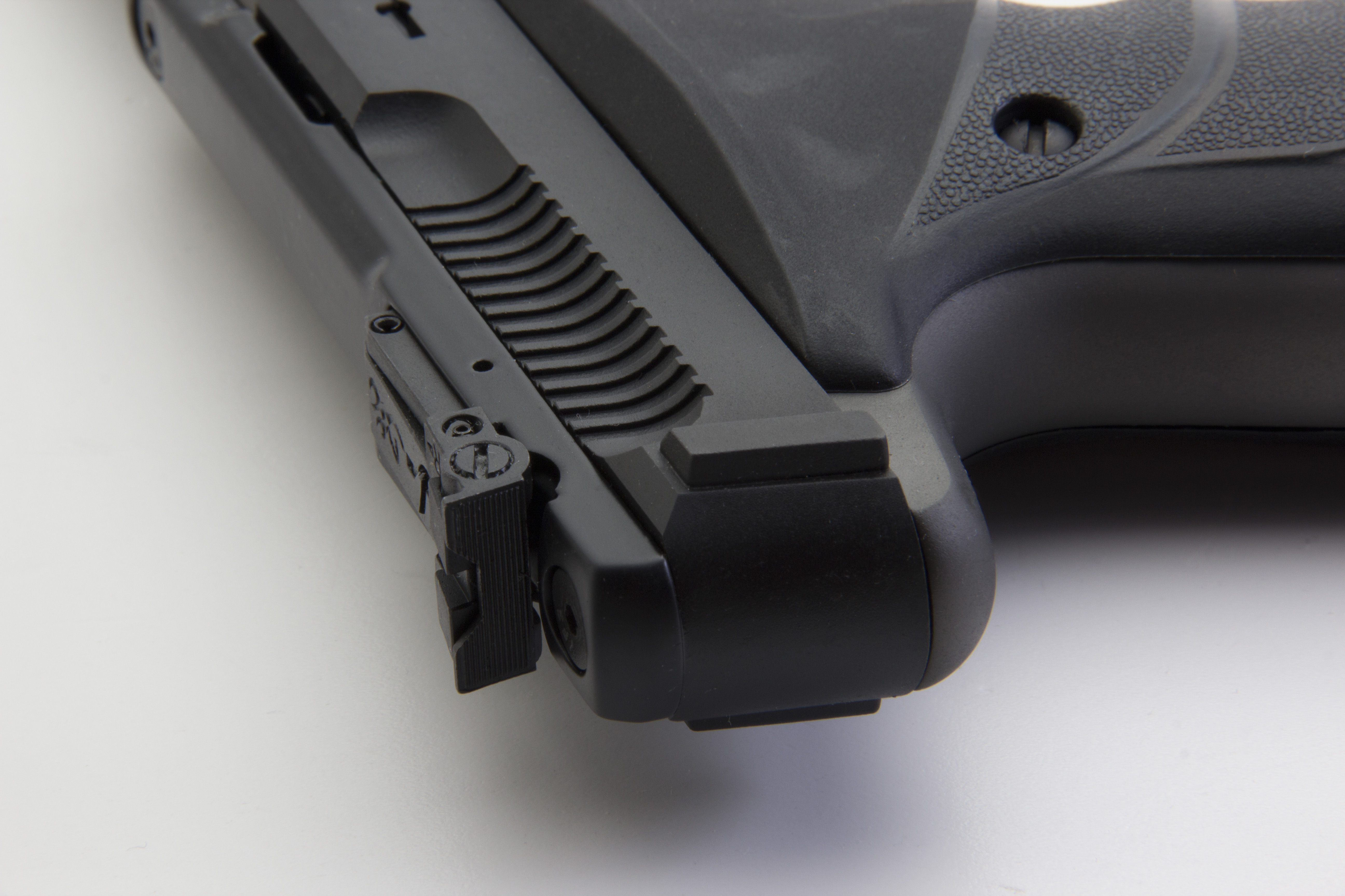 Buck Mark Lite Gray URX 5 1/2" Barrel - California Compliant